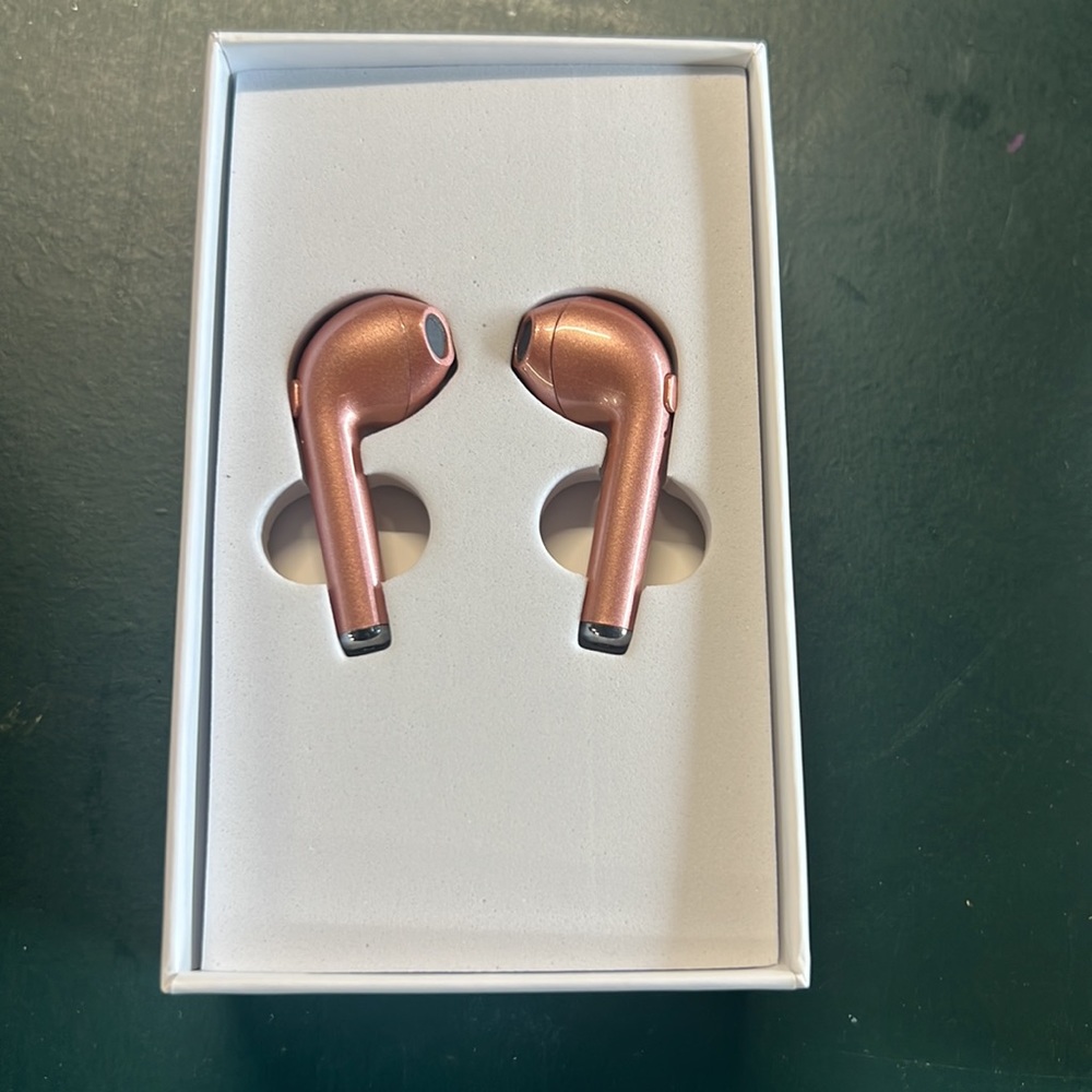 Earbuds - Picture 2 of 2